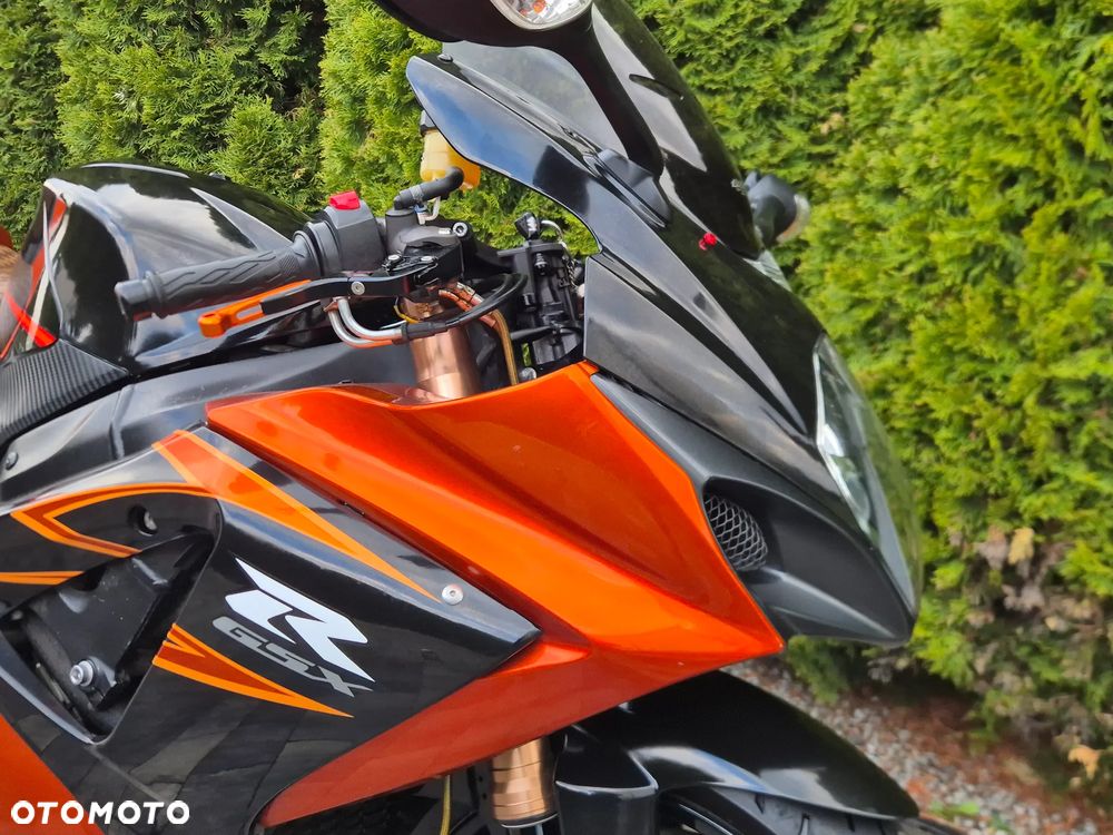 Suzuki GSX-R - 12