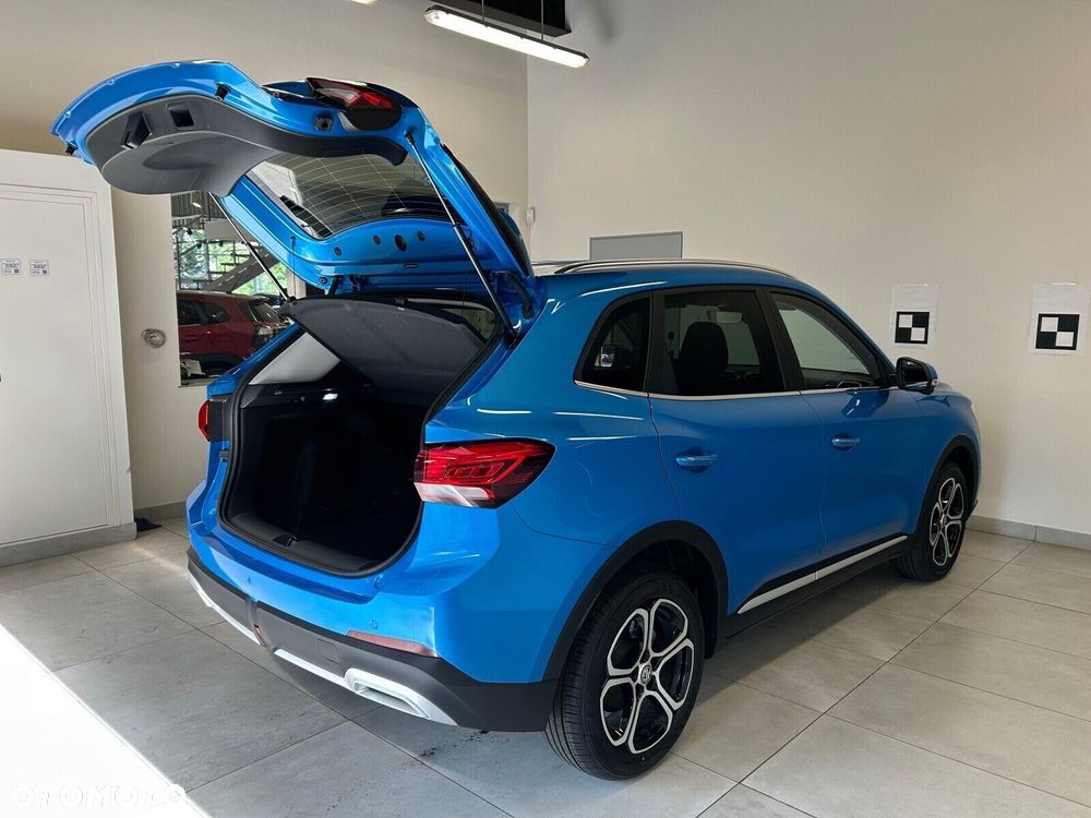 MG ZS - 28
