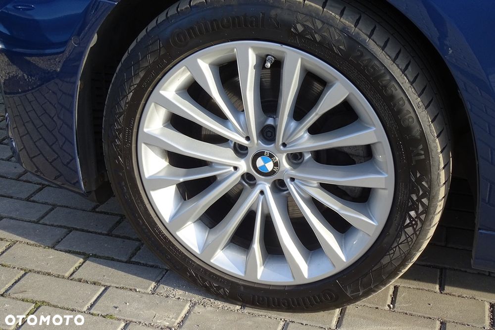 BMW Seria 5 520d Luxury Line - 13