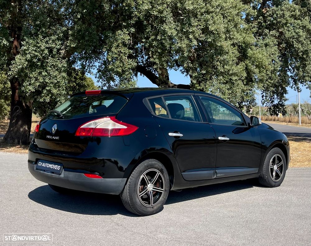 Renault Mégane 1.5 dCi Dynamique S EDC - 5