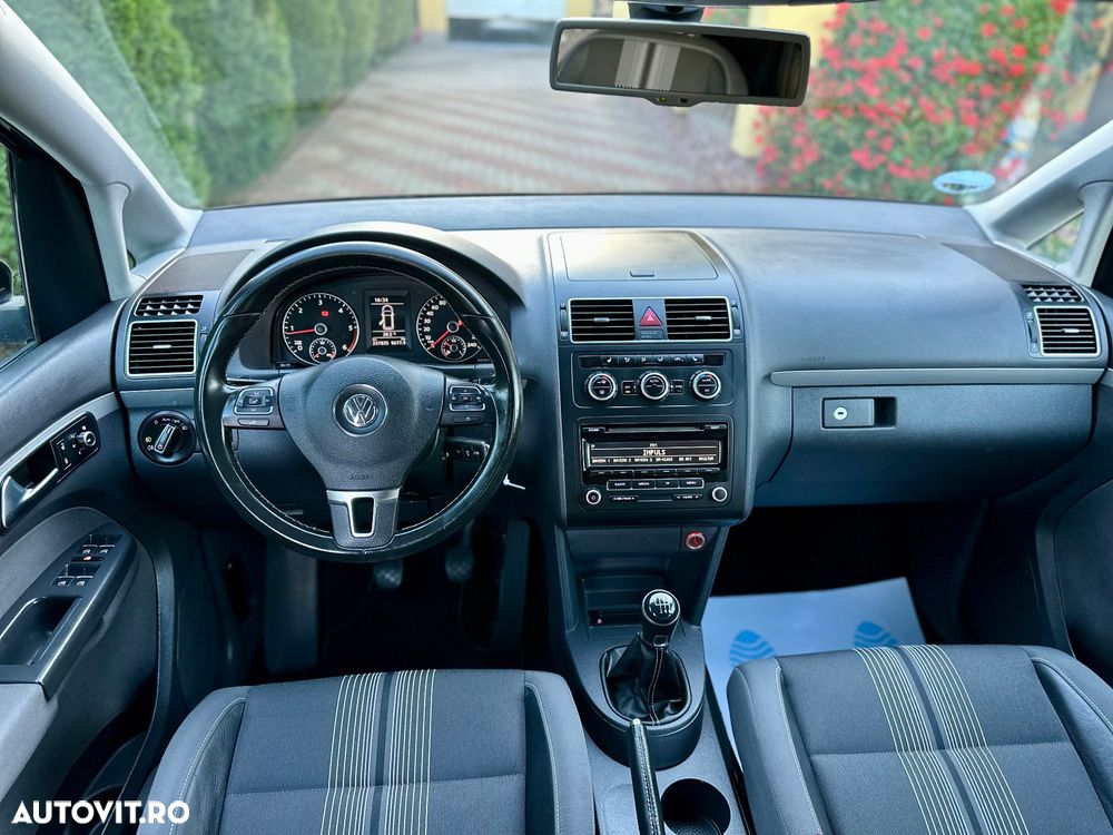 Volkswagen Touran 1.6 TDI DPF MATCH - 13