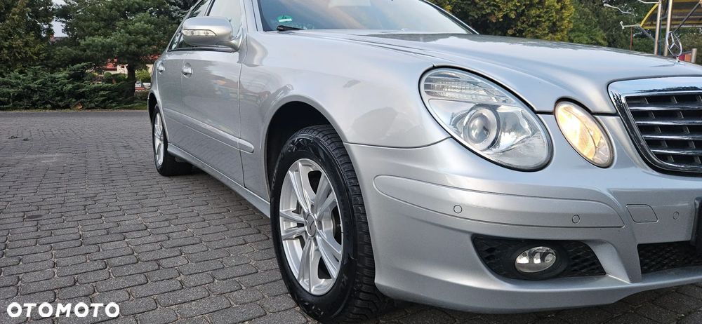 Mercedes-Benz Klasa E 200 Kompressor Classic - 22