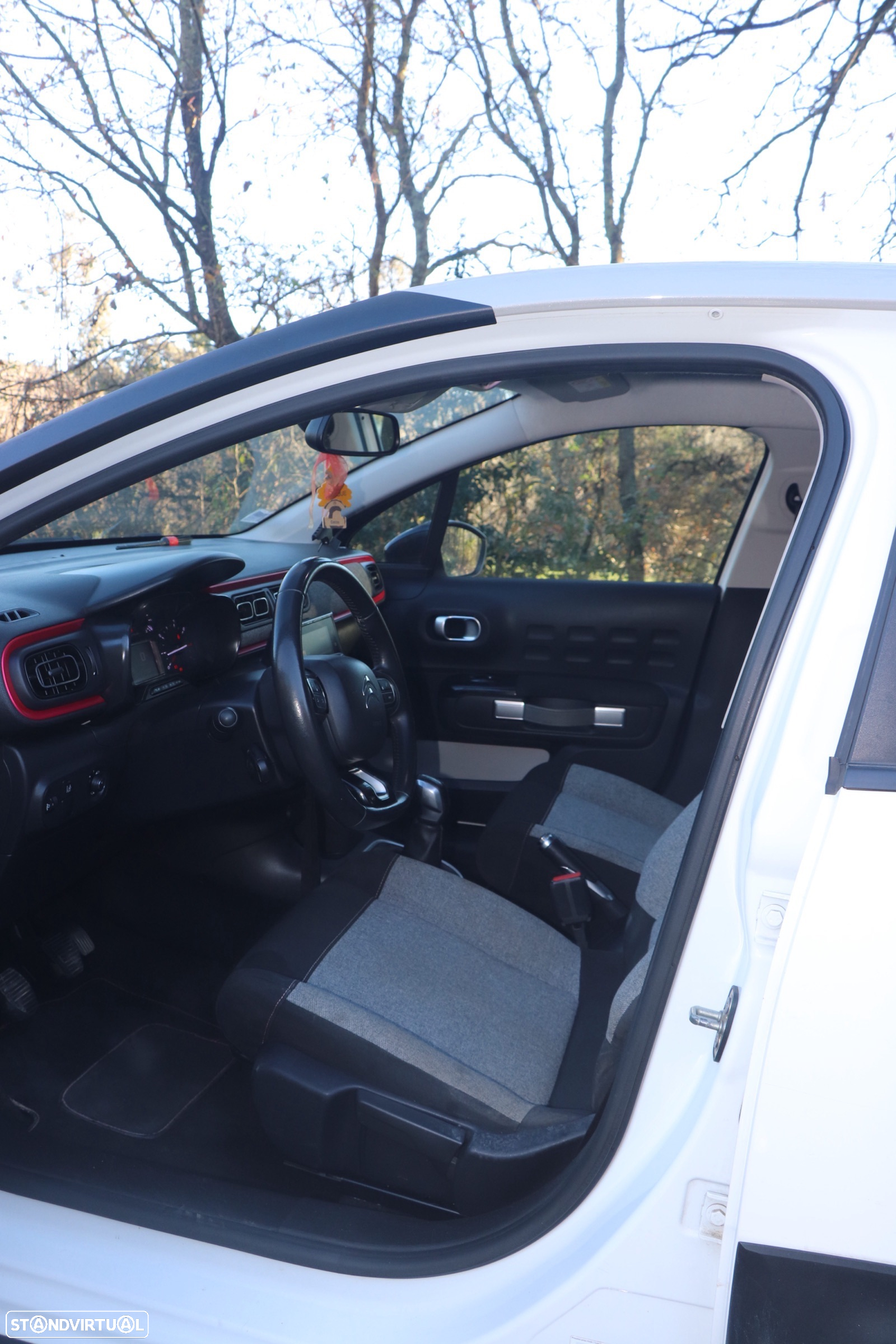 Citroën C3 1.2 PureTech Shine - 7