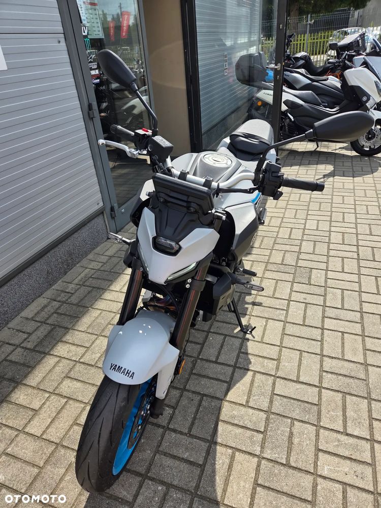 Yamaha MT - 3