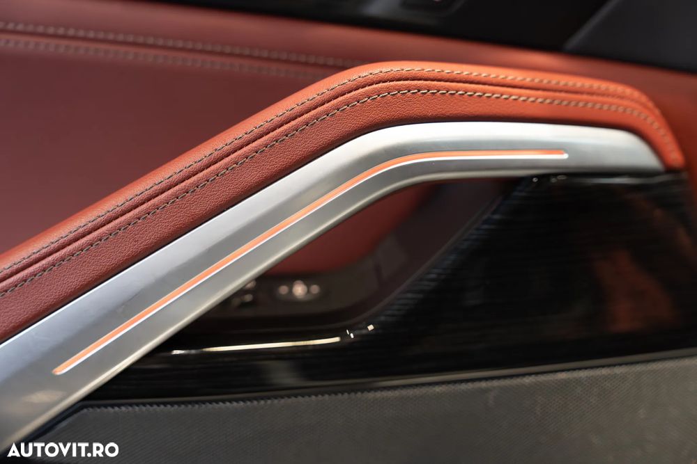 BMW X6 xDrive40i AT MHEV - 16