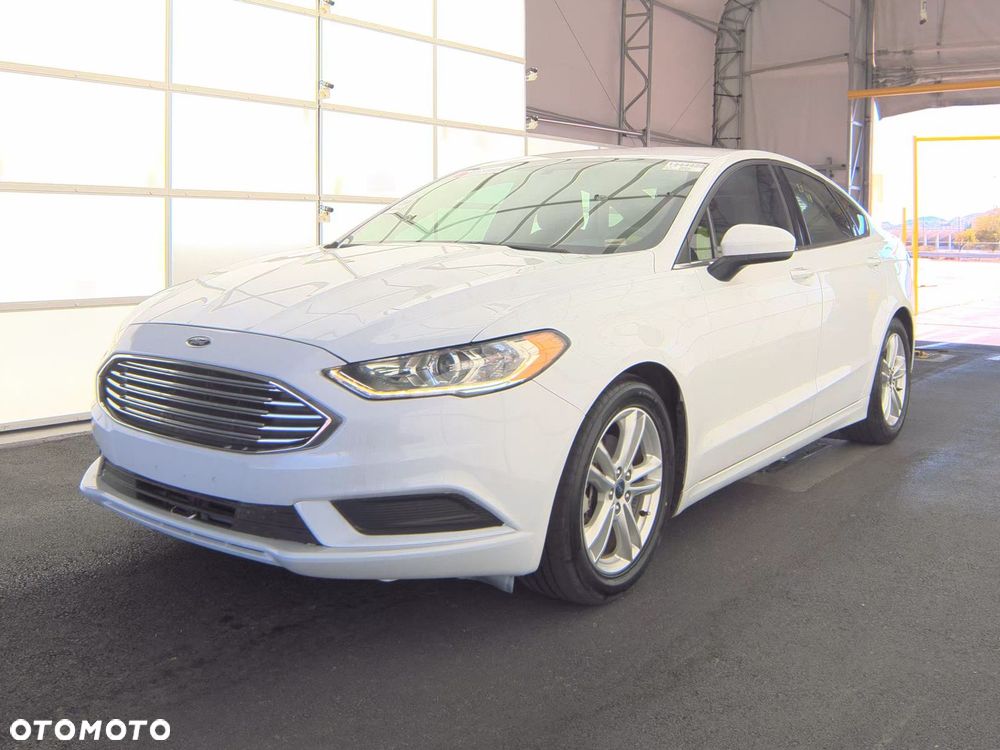 Ford Fusion - 1