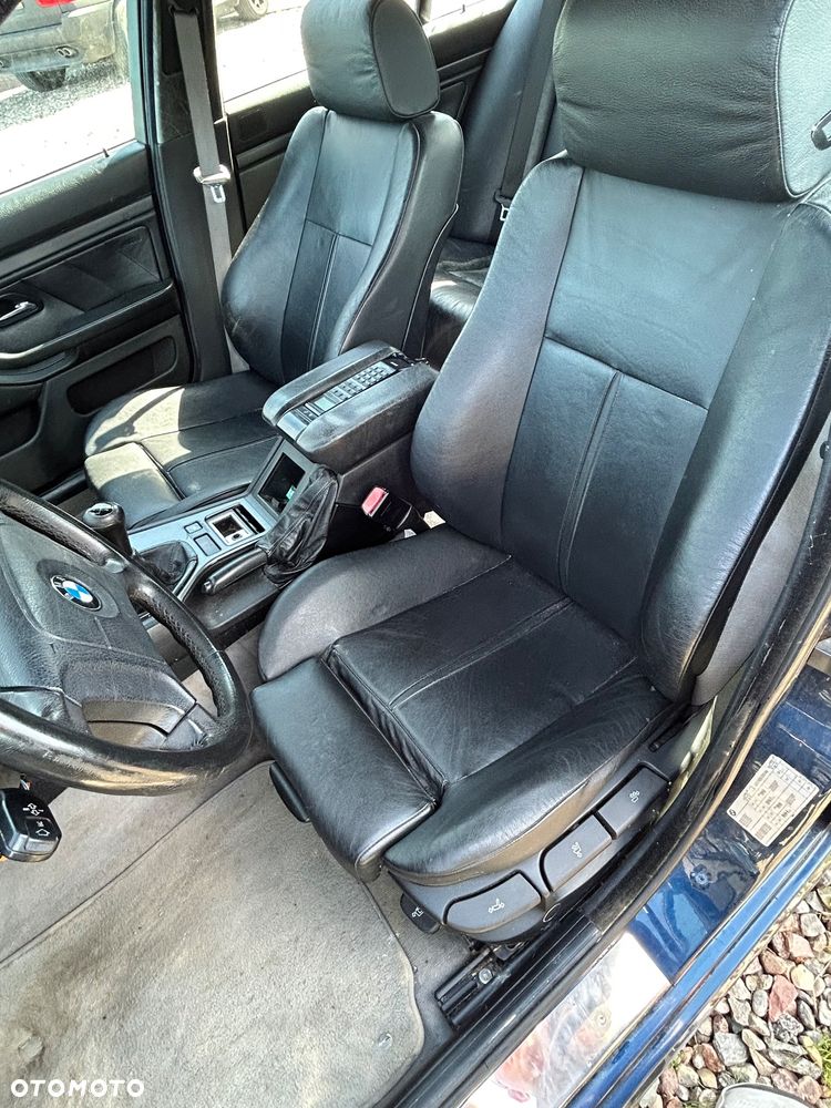 BMW Seria 5 - 12