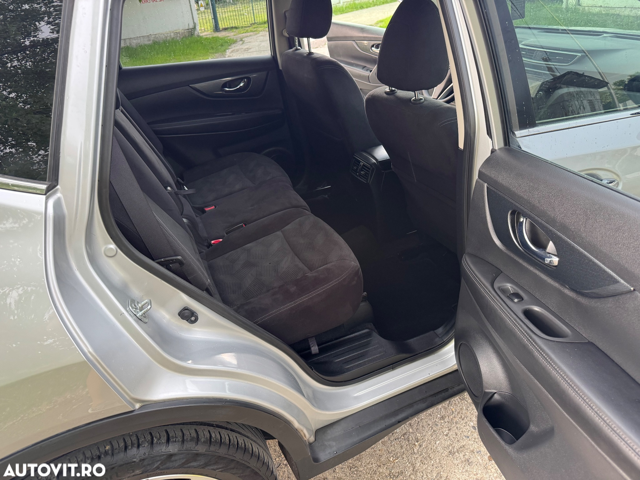 Nissan X-Trail 1.6 dCi Tekna - 8