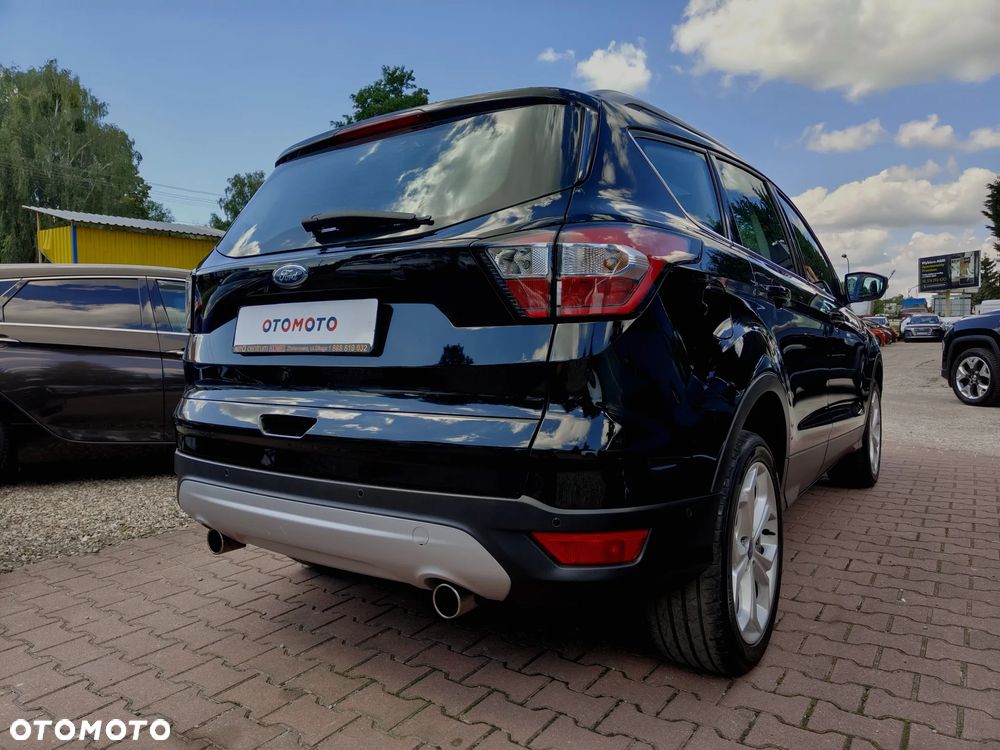 Ford Kuga - 10