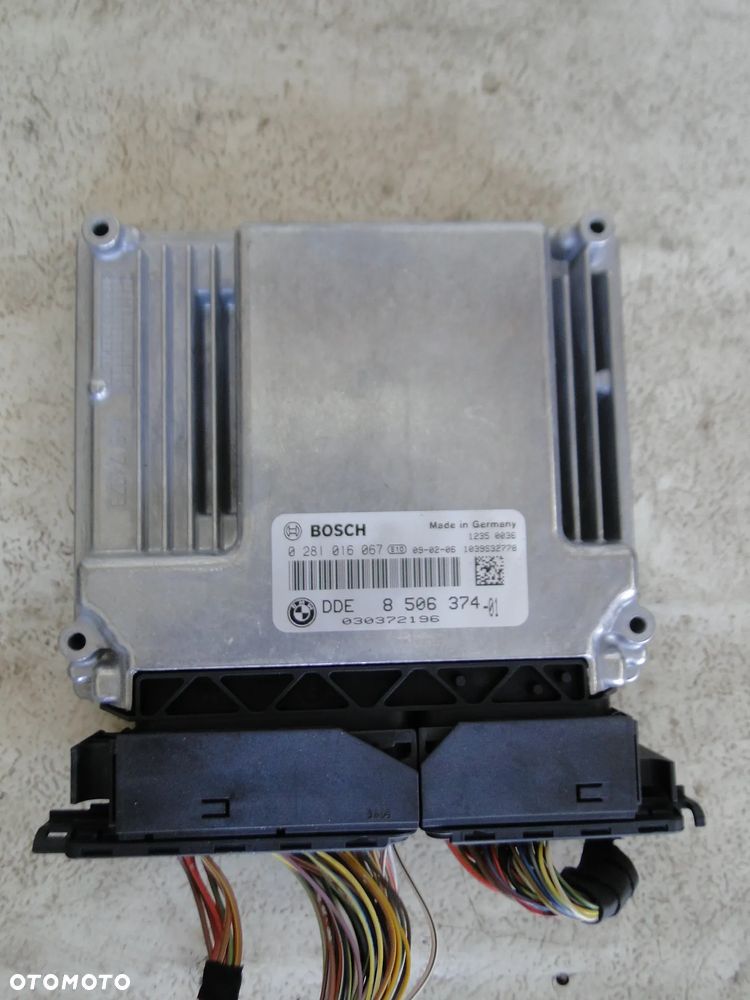 BMW 5 E60 E61 MODUŁ STEROWNIK KOMPUTER SILNIKA 2.0D - 1