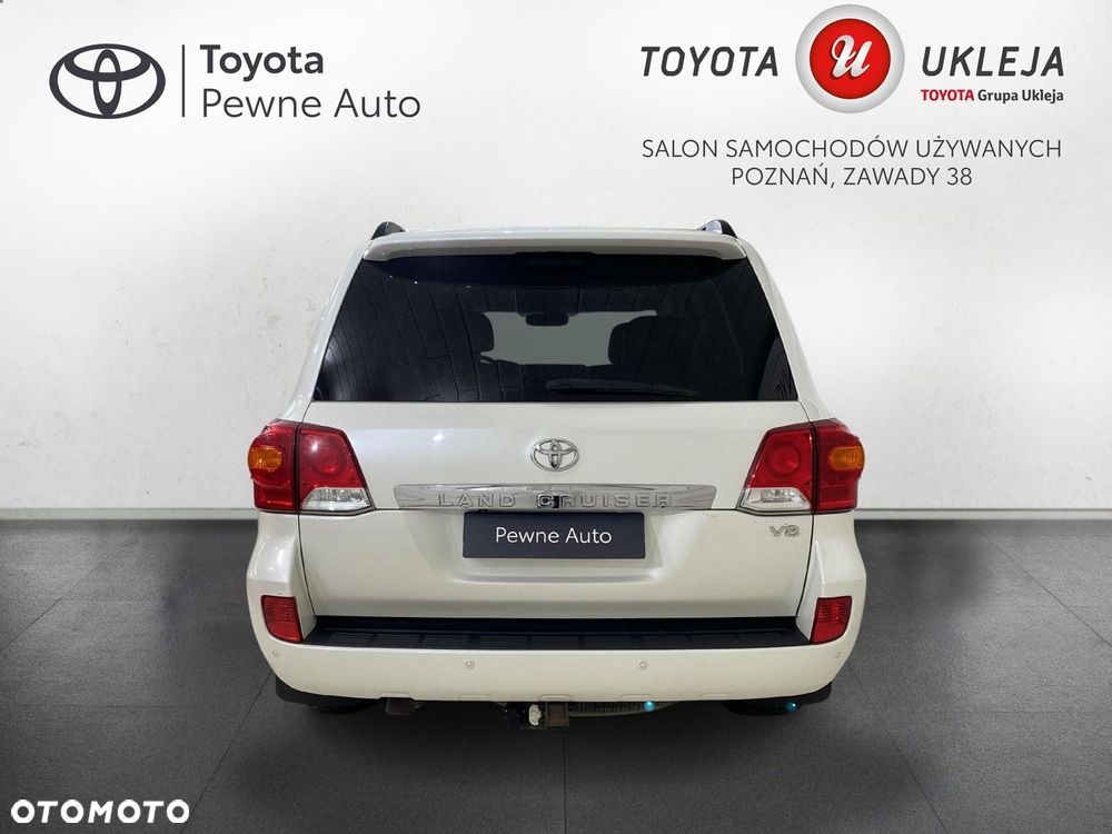 Toyota Land Cruiser - 7