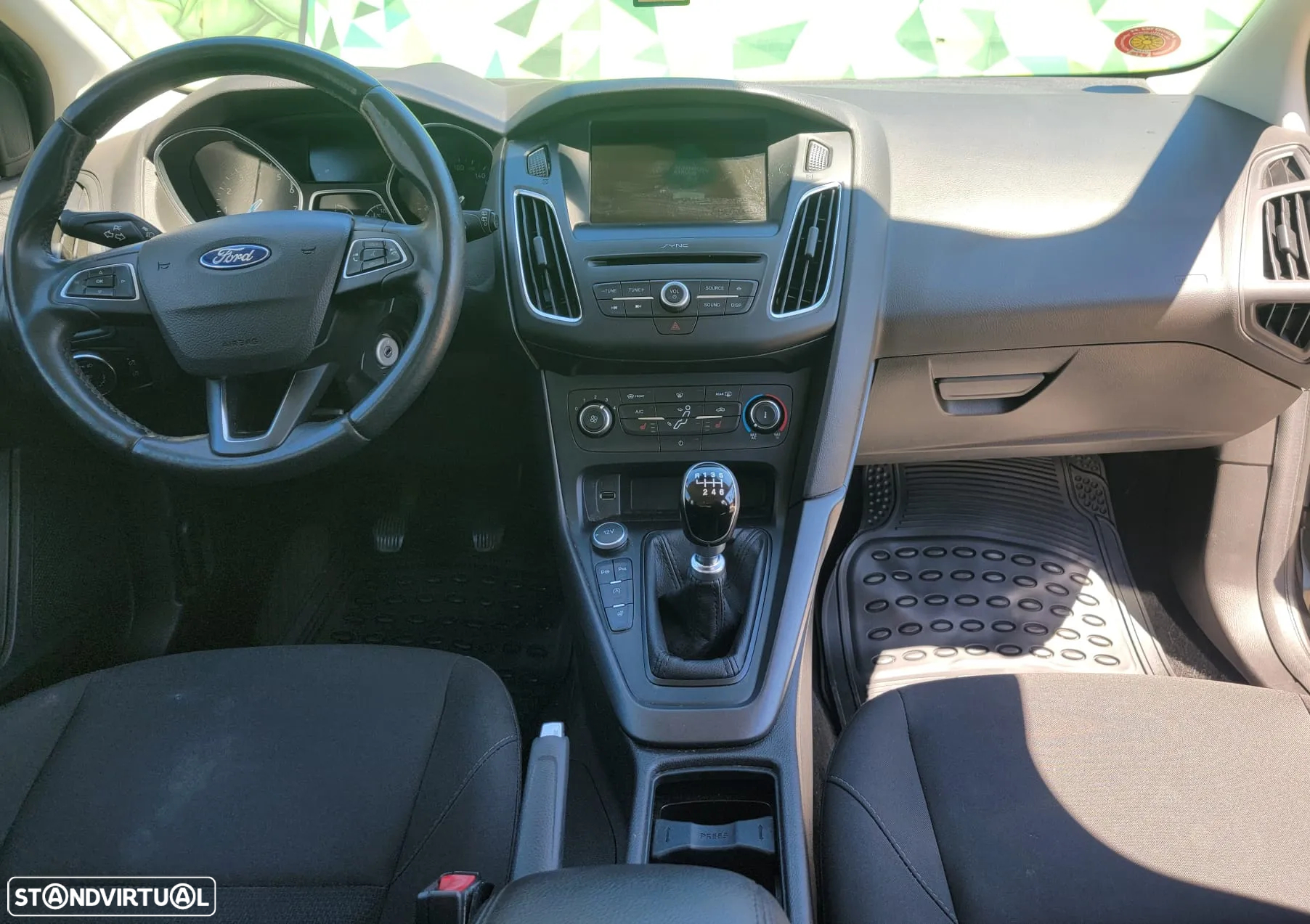 Ford Focus SW 1.0 EcoBoost S&S ST-LINE - 18