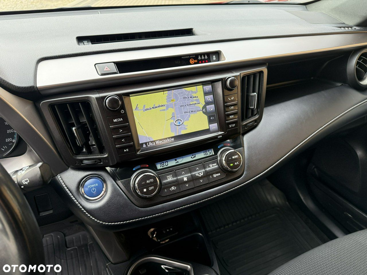 Toyota RAV4 - 17