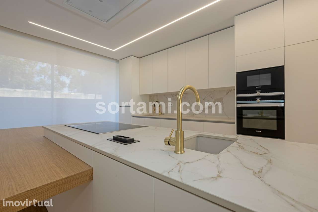 Moradia em Banda T3+2 Venda em Canidelo,Vila Nova de Gaia - Grande imagem: 4/60