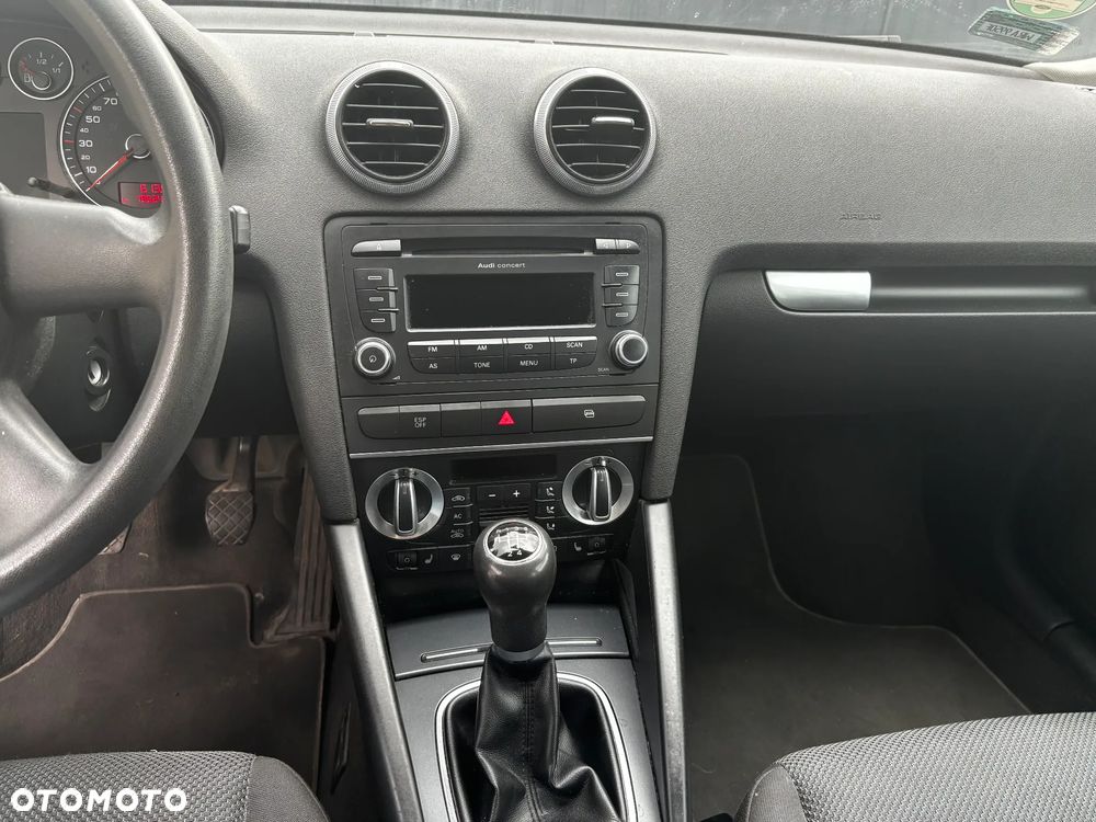 Audi A3 Sportback - 6