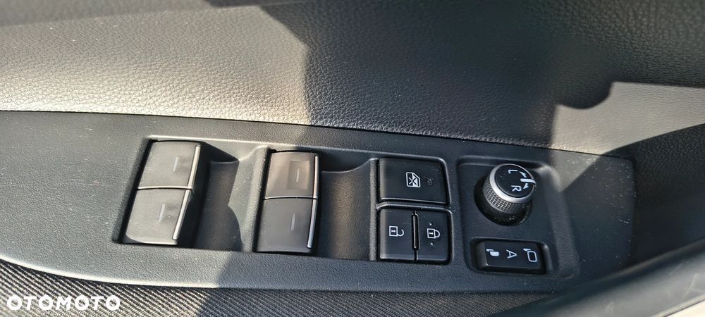 Toyota Corolla 1.8 Hybrid GPF Comfort - 31