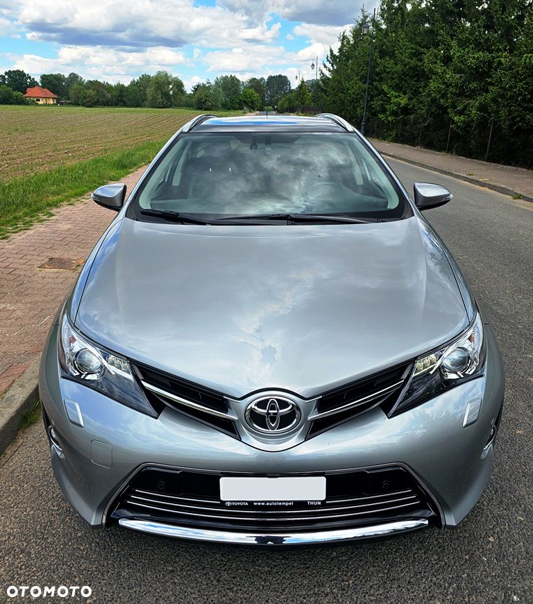 Toyota Auris 1.6 Prestige - 36