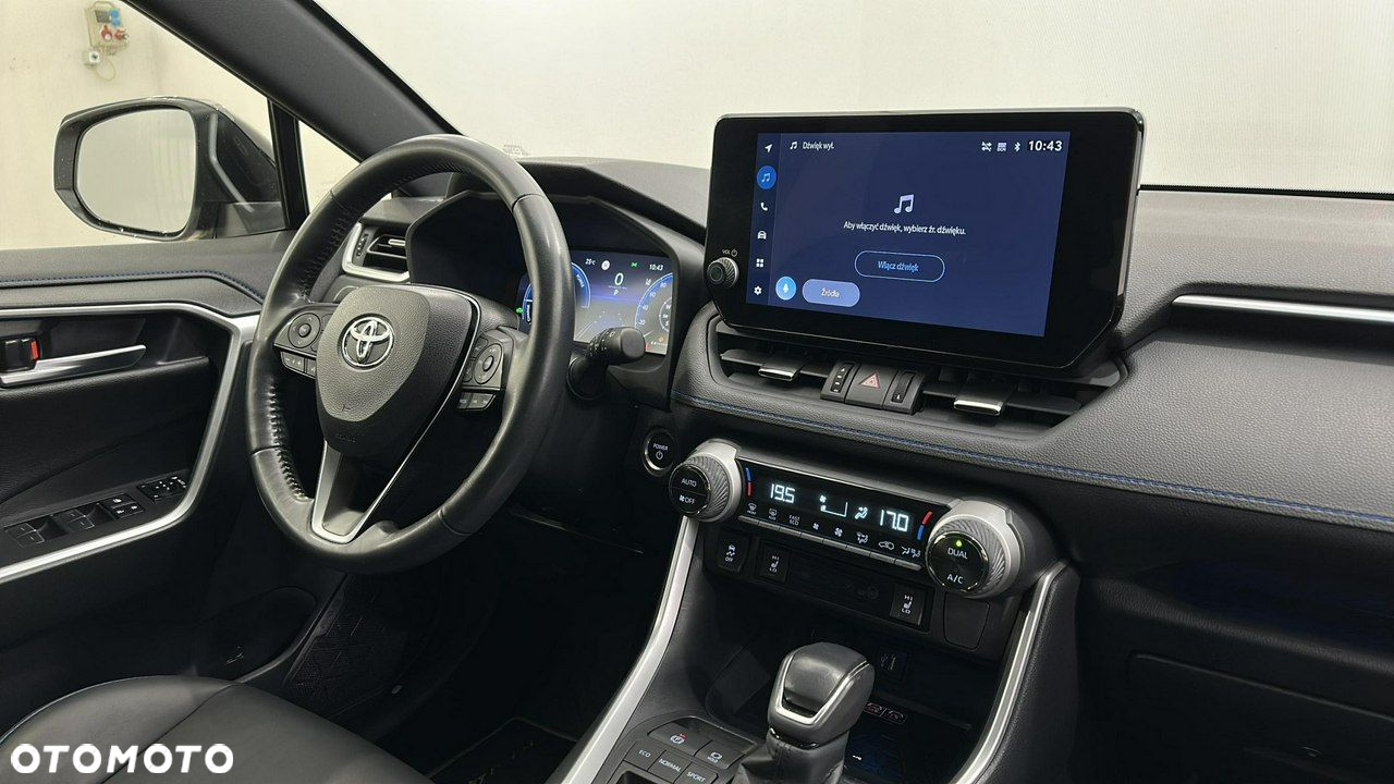 Toyota RAV4 - 14