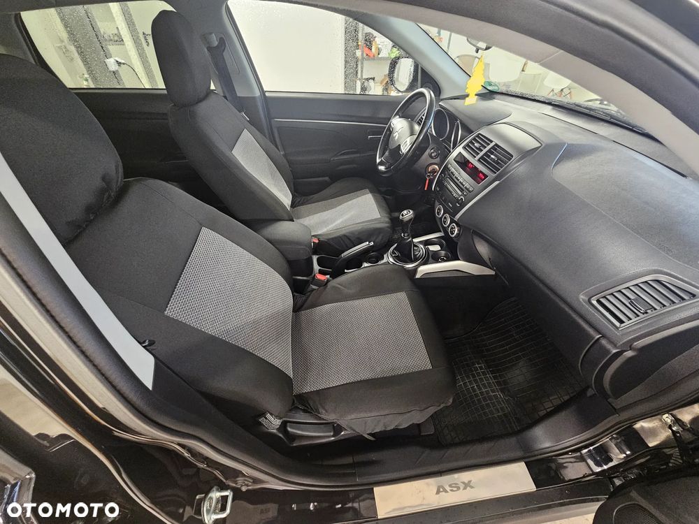 Mitsubishi ASX 1.6 2WD Edition - 28