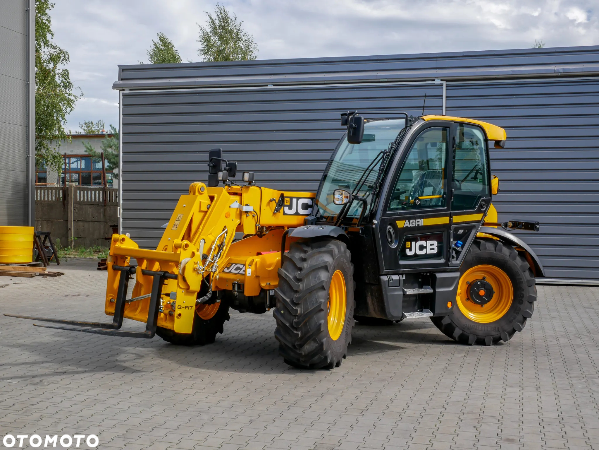 JCB 532-70 AGRI - 12
