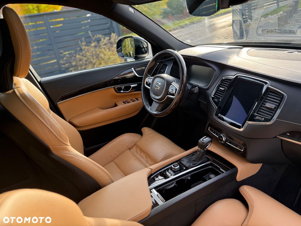 Volvo XC 90 D5 AWD Inscription - 8