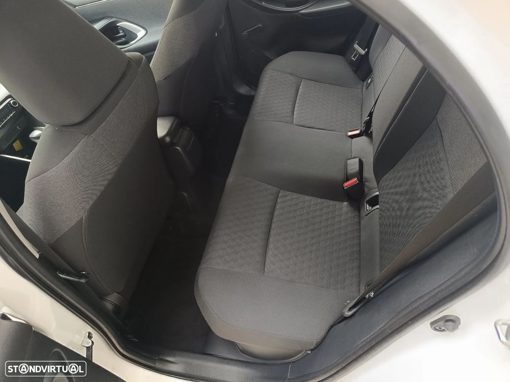 Toyota Yaris 1.5 HDF Exclusive - 17