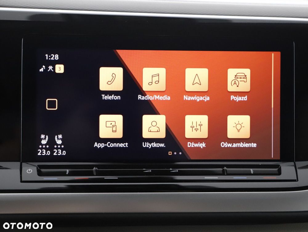 Volkswagen Multivan - 15