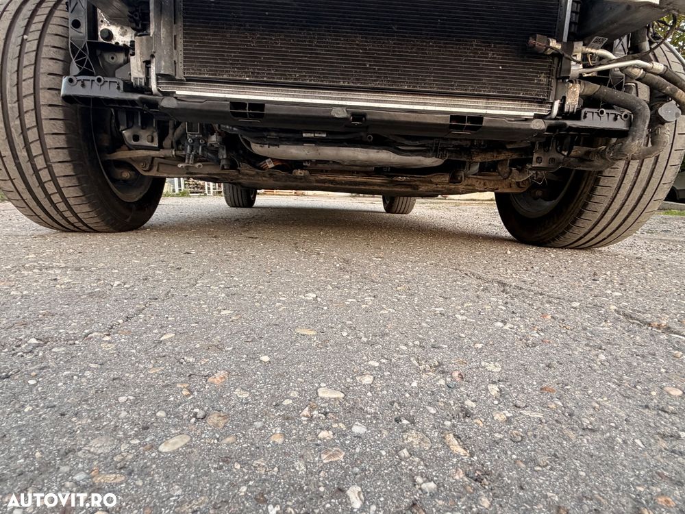 Volkswagen Touareg V6 TDI 4MOTION Elegance - 13