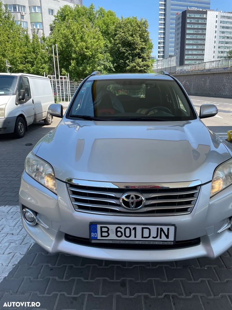 Toyota RAV4 - 2