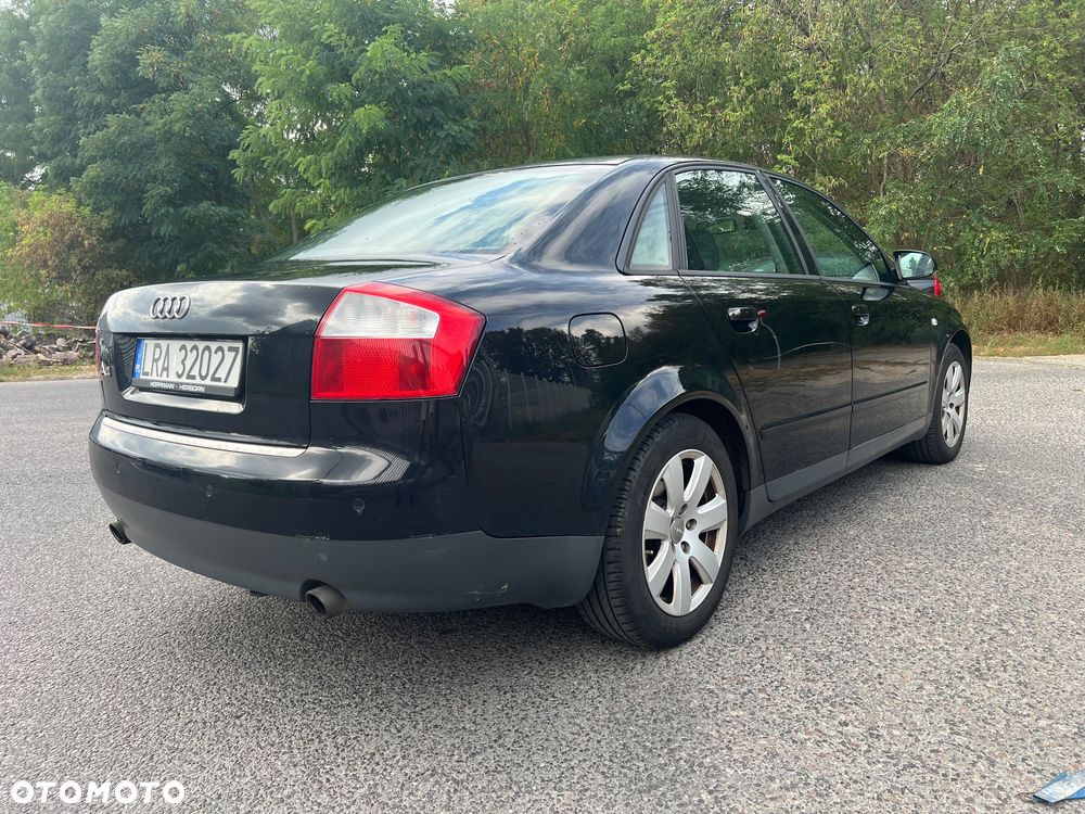 Audi A4 ver-1-8-t - 5