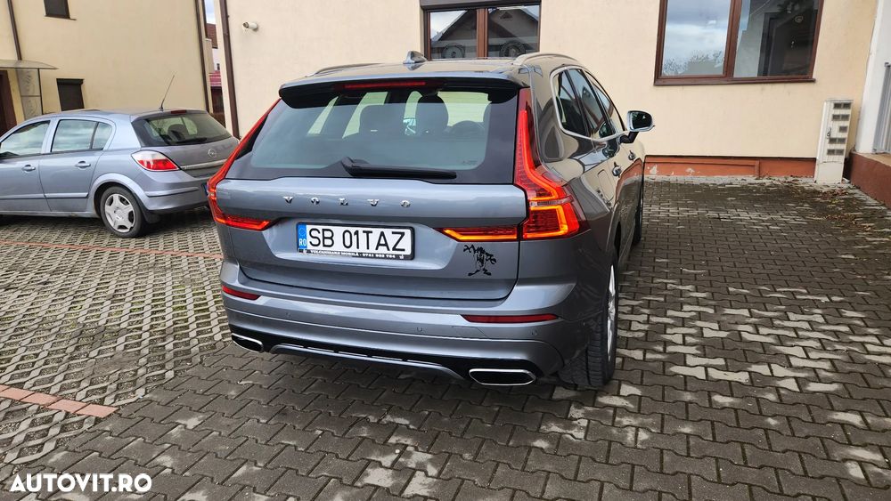 Volvo XC 60 D4 AWD R-Design - 4