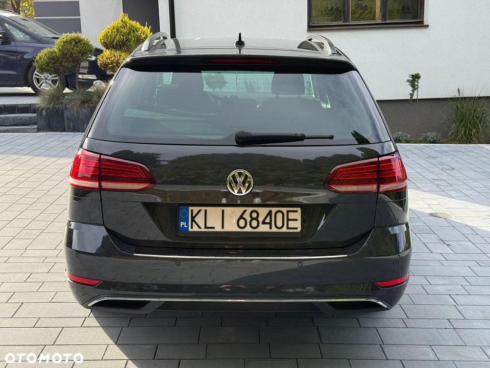Volkswagen Golf - 4