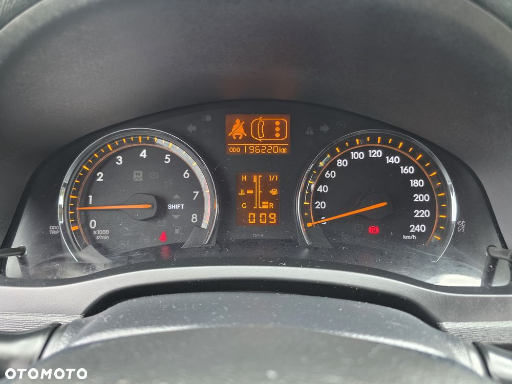 Toyota Avensis 1.8 Sol plus - 22