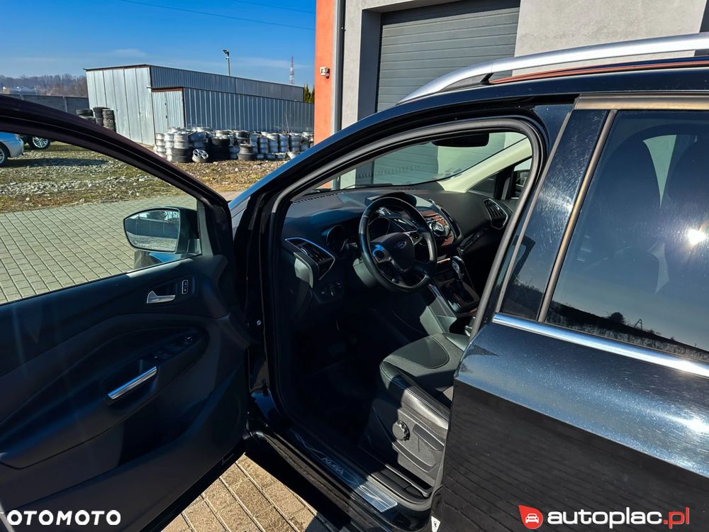 Ford Kuga 2.0 TDCi 4x4 Titanium - 27