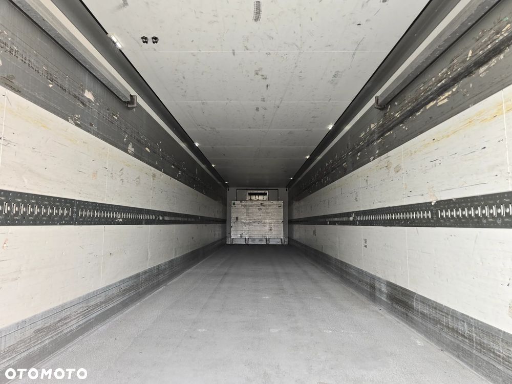 Schmitz Cargobull sko 20/Chłodnia/oś podnoszona/Winda - 34