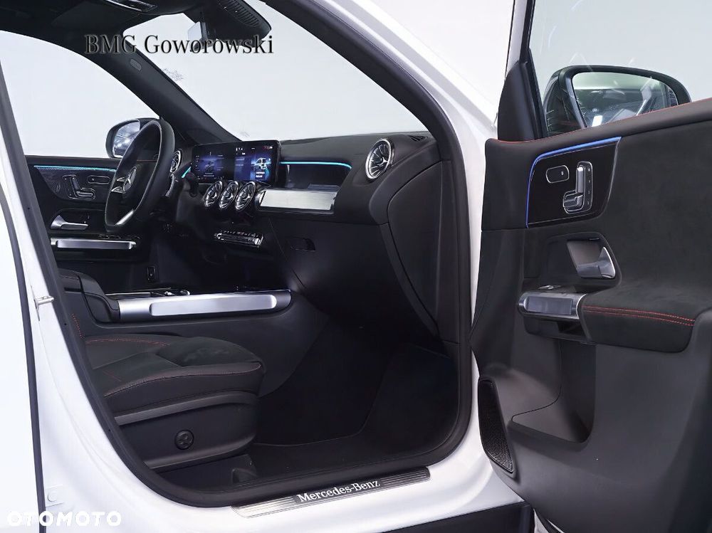 Mercedes-Benz GLB 200 d 4-Matic AMG Line 8G-DCT - 8