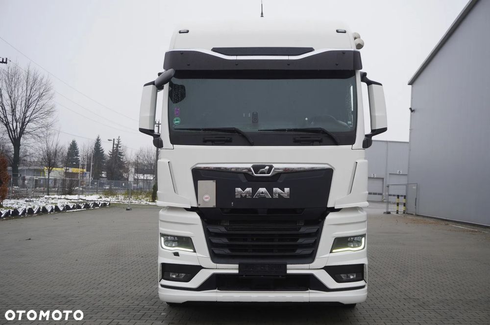 MAN TGX 18.510 4×2 / chłodnia Lamberet / Carrier Vector 1950 MT / Kab. sypialna / 2023 / Multitemperatura - 9