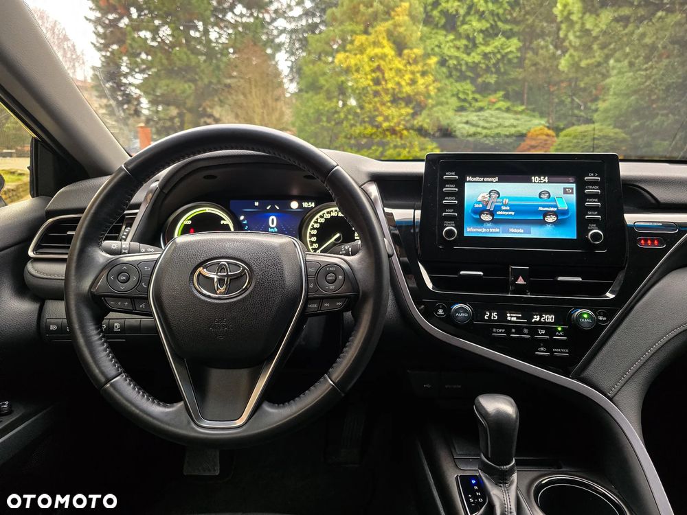Toyota Camry 2.5 Hybrid Comfort CVT - 21