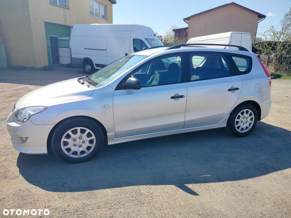 Hyundai i30 i30cw 1.4 blue Comfort - 7