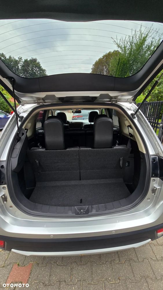 Mitsubishi Outlander - 18