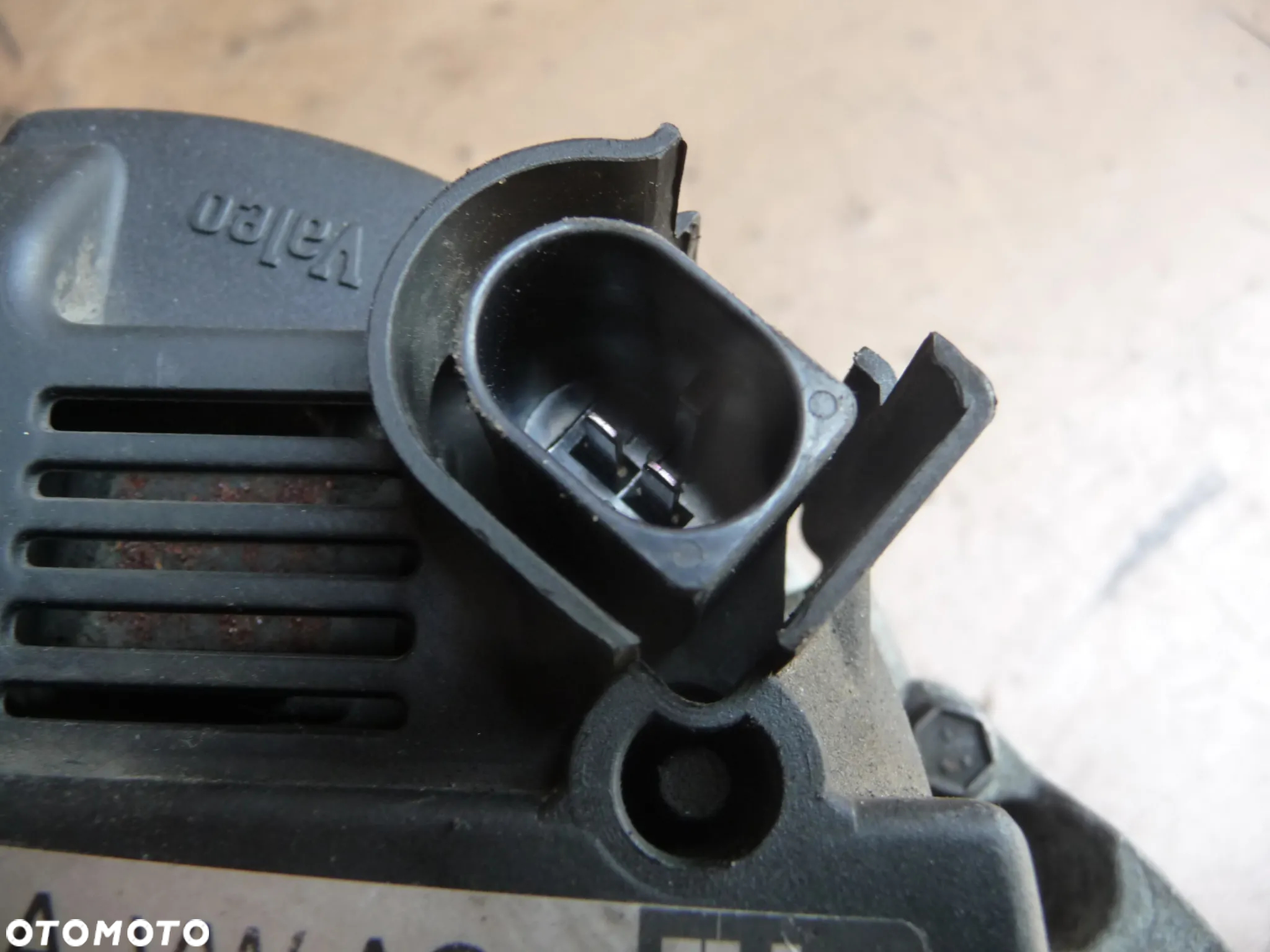 AUDI A4 B6 1.9 TDI ALTERNATOR 140A 06F903023H - 9