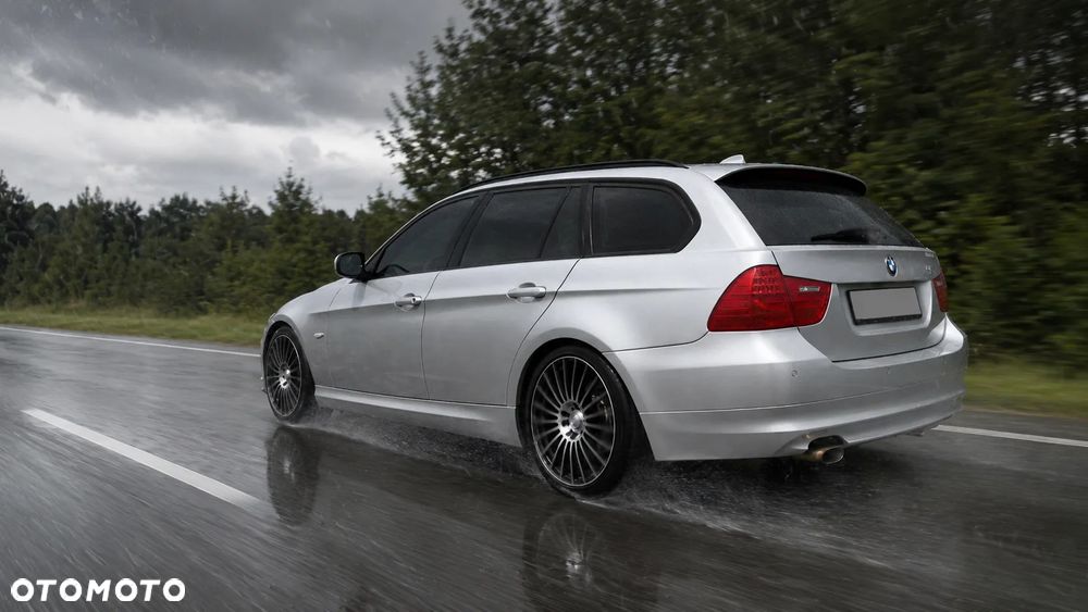 BMW Seria 3 - 16