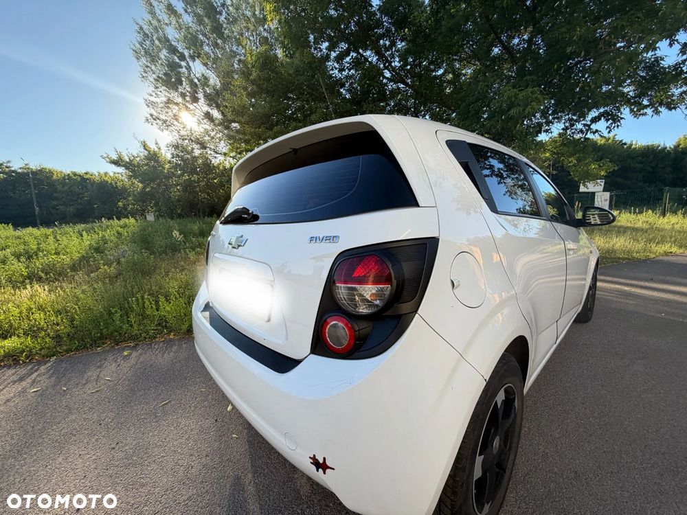Chevrolet Aveo - 8
