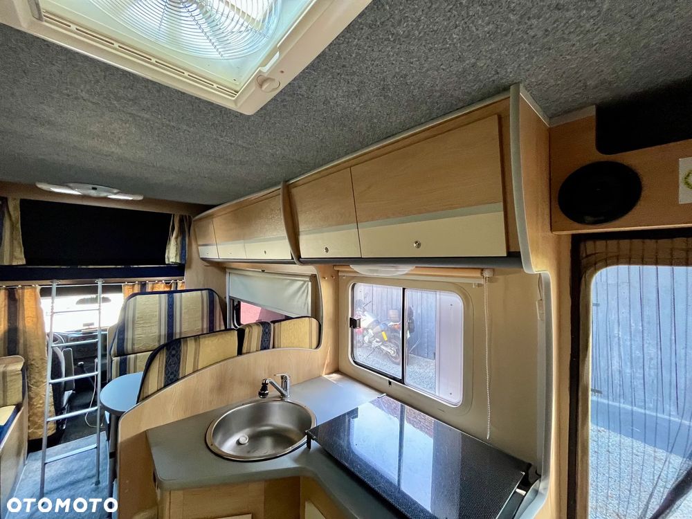 Ford Transit - 11
