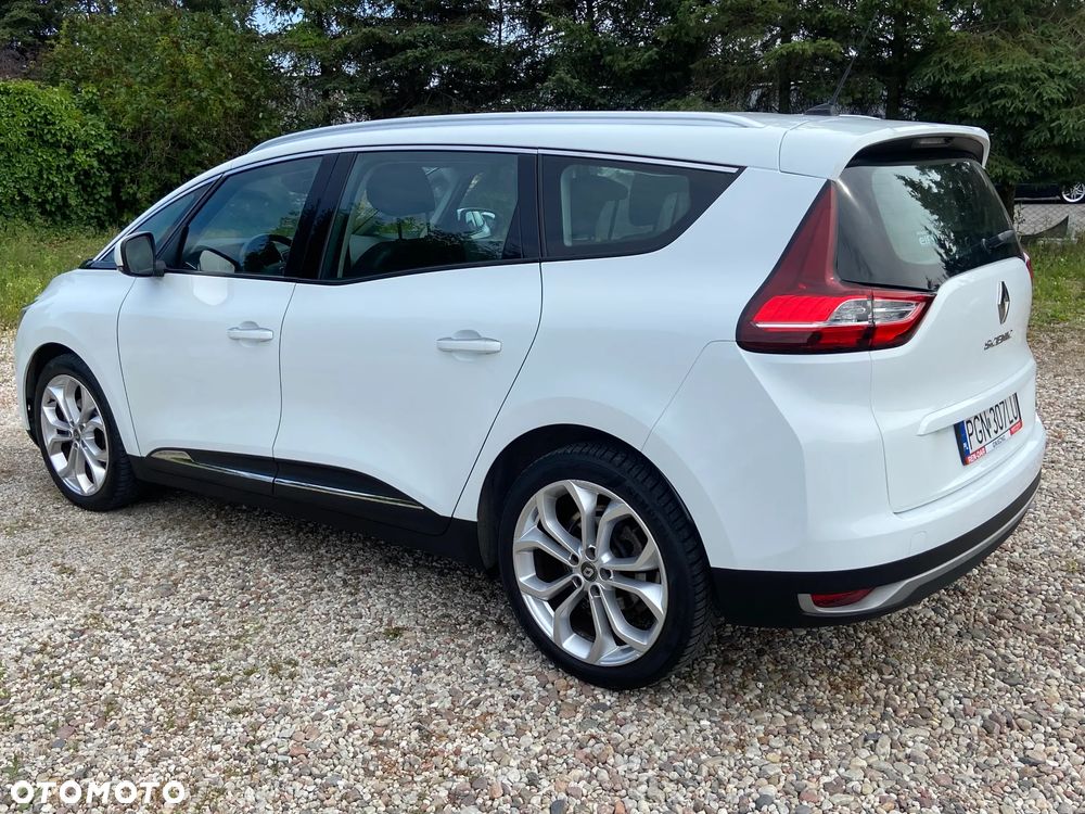 Renault Scenic - 12