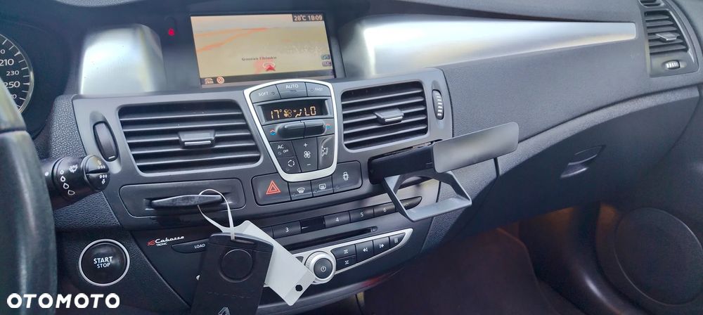 Renault Laguna dCi 150 FAP Night and Day - 33