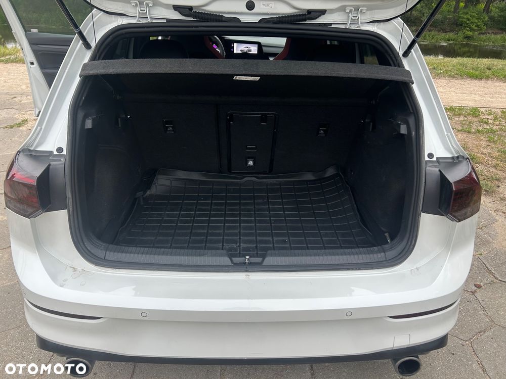 Volkswagen Golf - 29