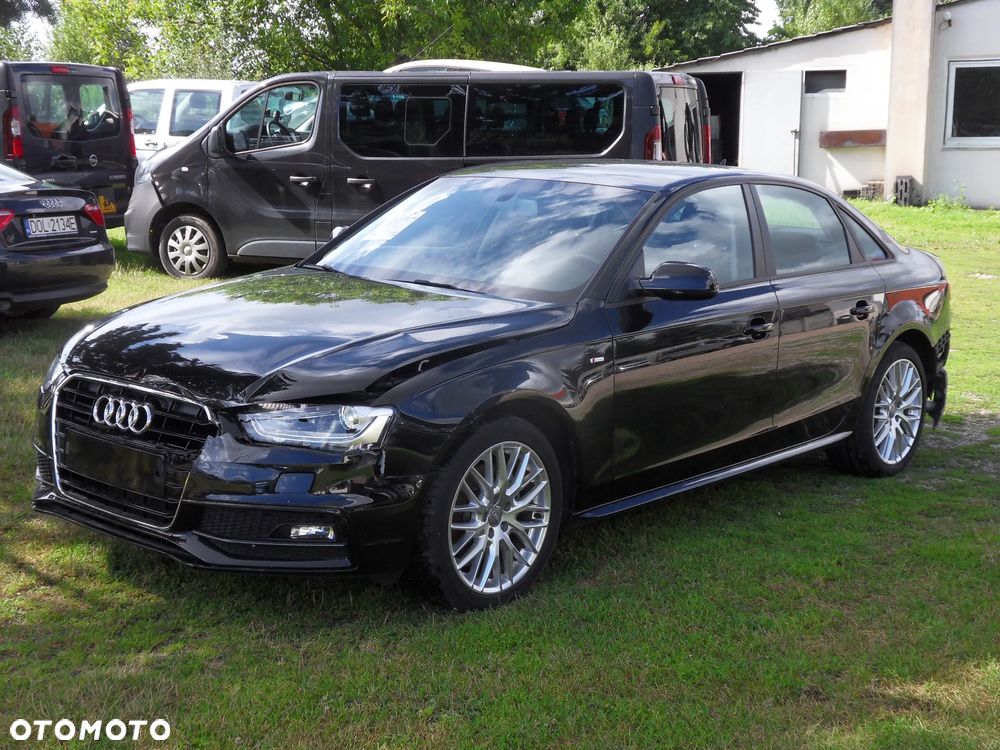 Audi A4 Limousine 2.0 TDI DPF clean diesel multitronic S line Sportpaket - 1
