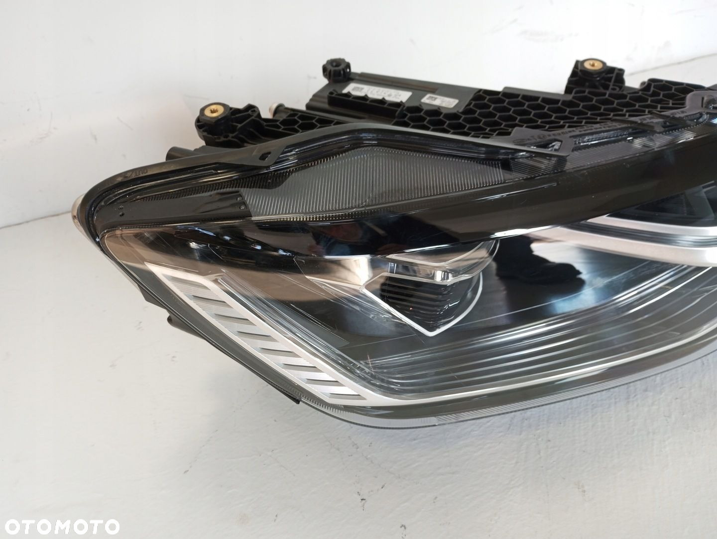 Lampa PRAWA FULL LED NOWA 2K8941774M VW CADDY - 2