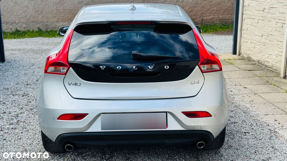 Volvo V40 D4 Inscription - 19
